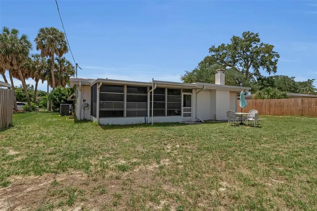 5803 24th Street W Bradenton FL 34207