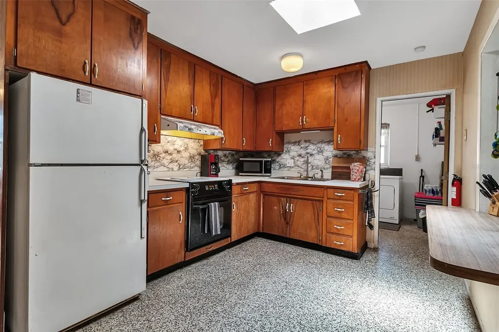 5803 24th Street W Bradenton FL 34207