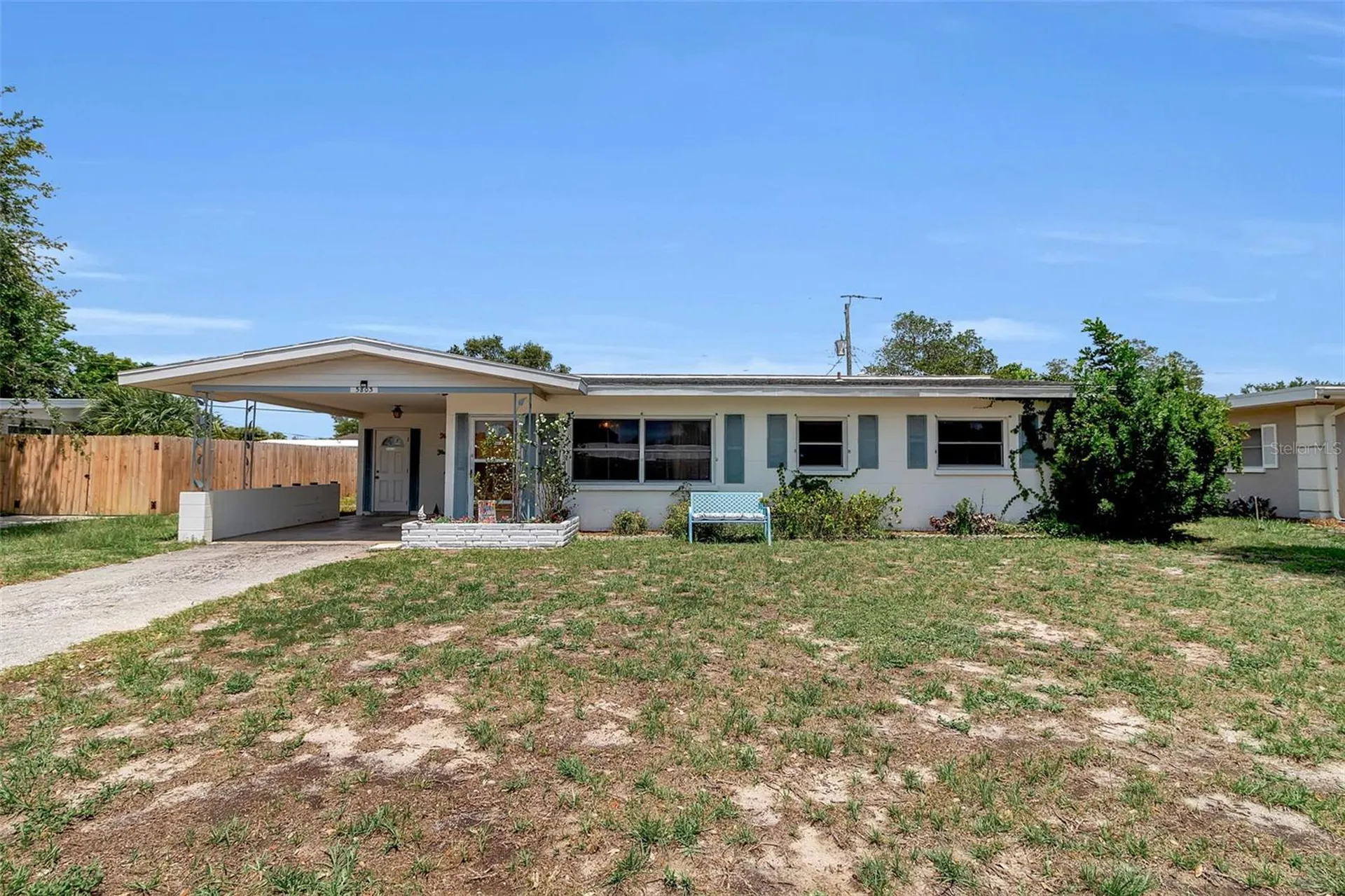 5803 24th Street W Bradenton FL 34207