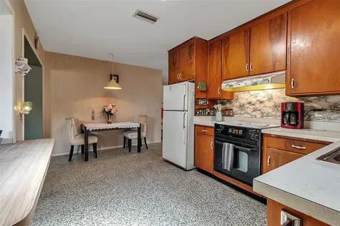 5803 24th Street W Bradenton FL 34207