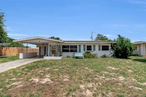 5803 24th Street W Bradenton FL 34207