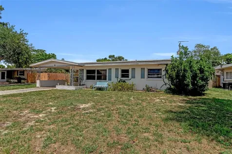 5803 24th Street W Bradenton FL 34207