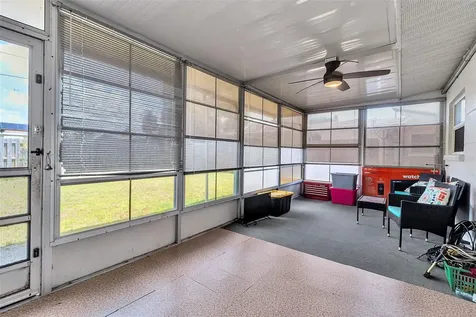 5803 24th Street W Bradenton FL 34207