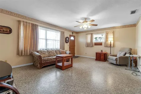 5803 24th Street W Bradenton FL 34207