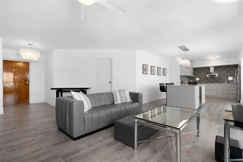 103 Avenida De Diego San Juan PR 00911