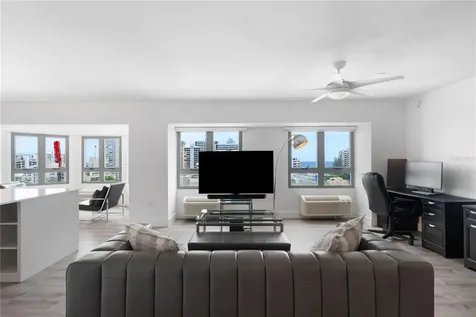 103 Avenida De Diego San Juan PR 00911