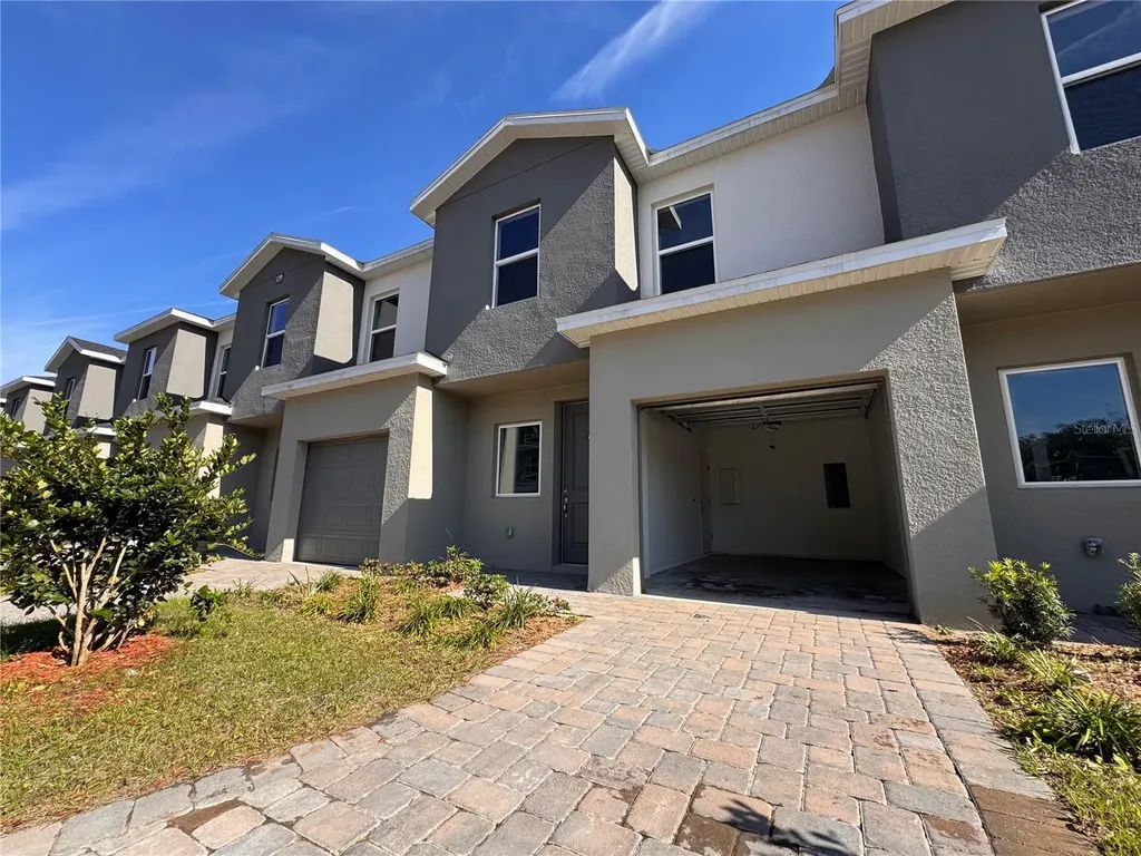 1209 Southstation Place Orlando FL 32809