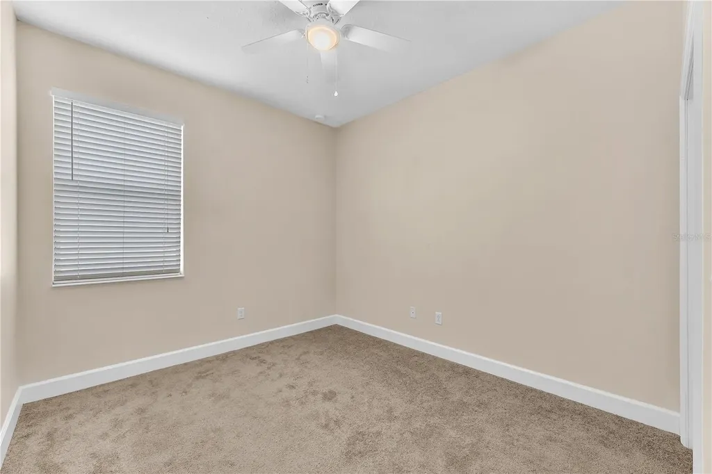 17433 New Cross Circle Lithia FL 33547
