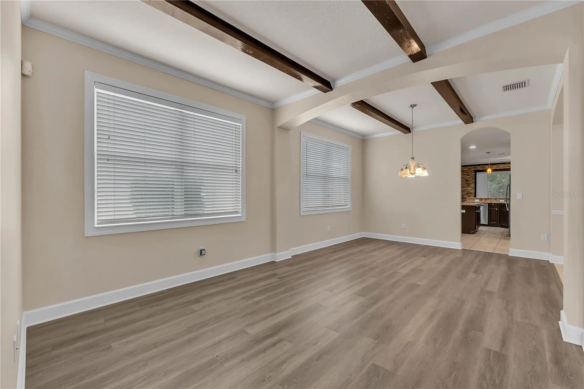 17433 New Cross Circle Lithia FL 33547