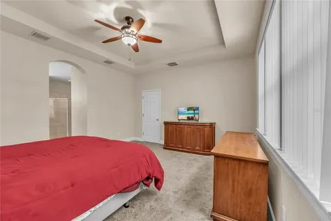 17433 New Cross Circle Lithia FL 33547