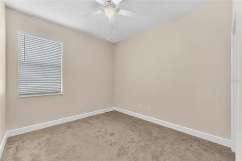 17433 New Cross Circle Lithia FL 33547