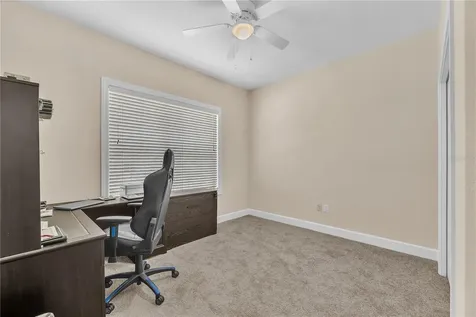17433 New Cross Circle Lithia FL 33547