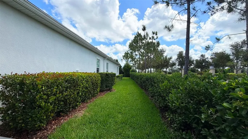 8294 Grande Shores Drive Sarasota FL 34240