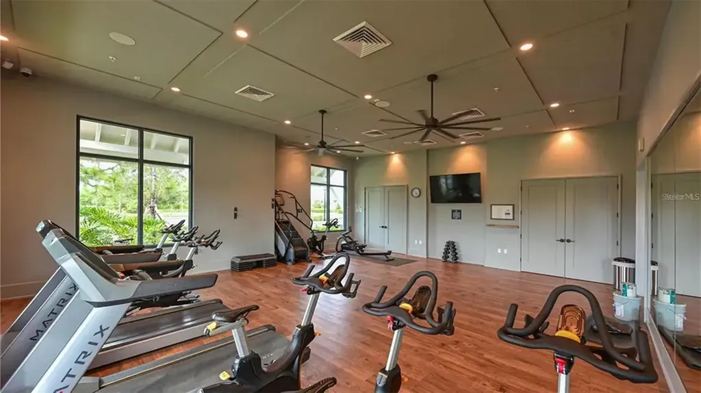 8294 Grande Shores Drive Sarasota FL 34240