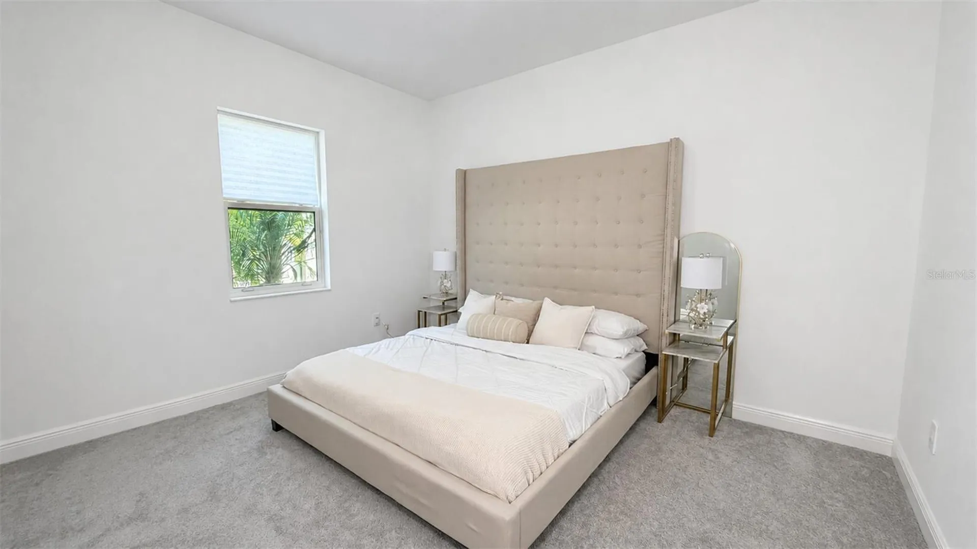 8294 Grande Shores Drive Sarasota FL 34240