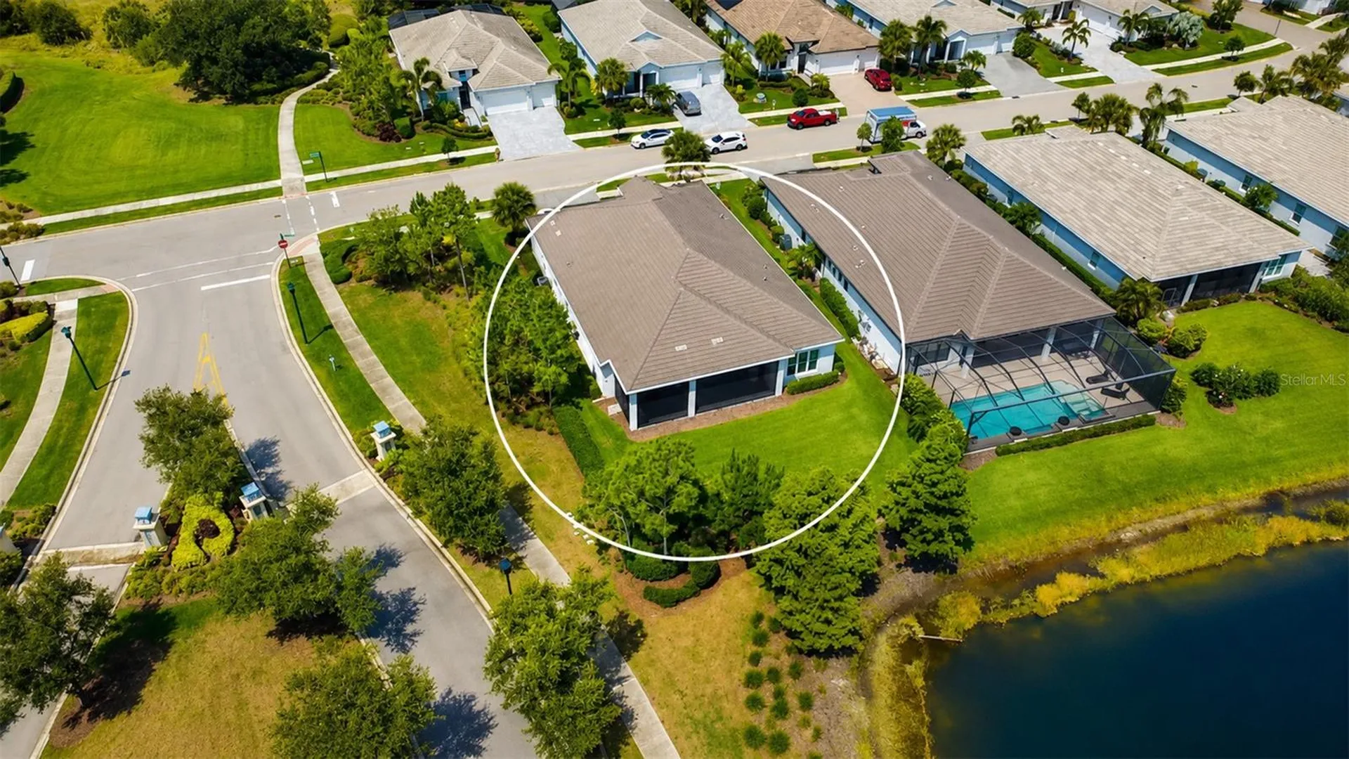 8294 Grande Shores Drive Sarasota FL 34240