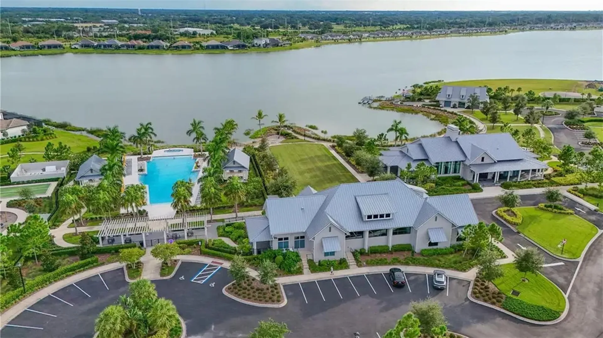 8294 Grande Shores Drive Sarasota FL 34240