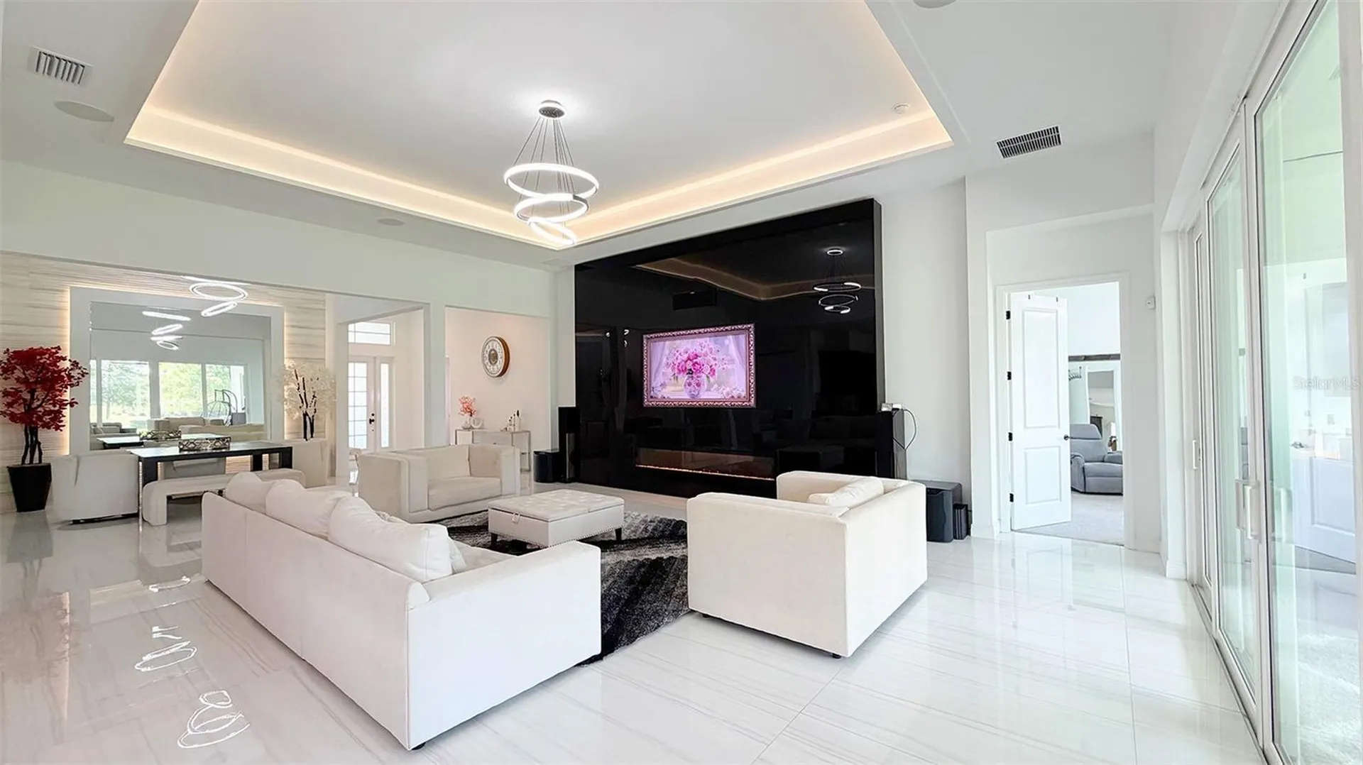 8294 Grande Shores Drive Sarasota FL 34240