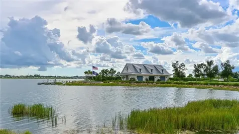 8294 Grande Shores Drive Sarasota FL 34240