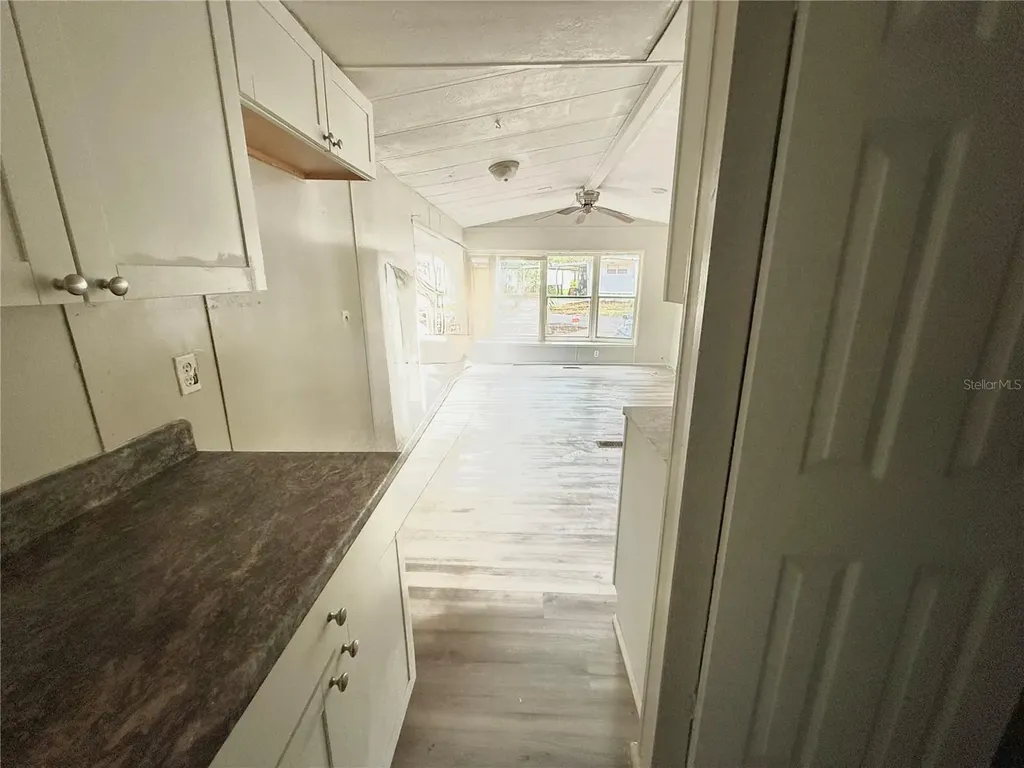 14455 E Highway 25 E Ocklawaha FL 32179