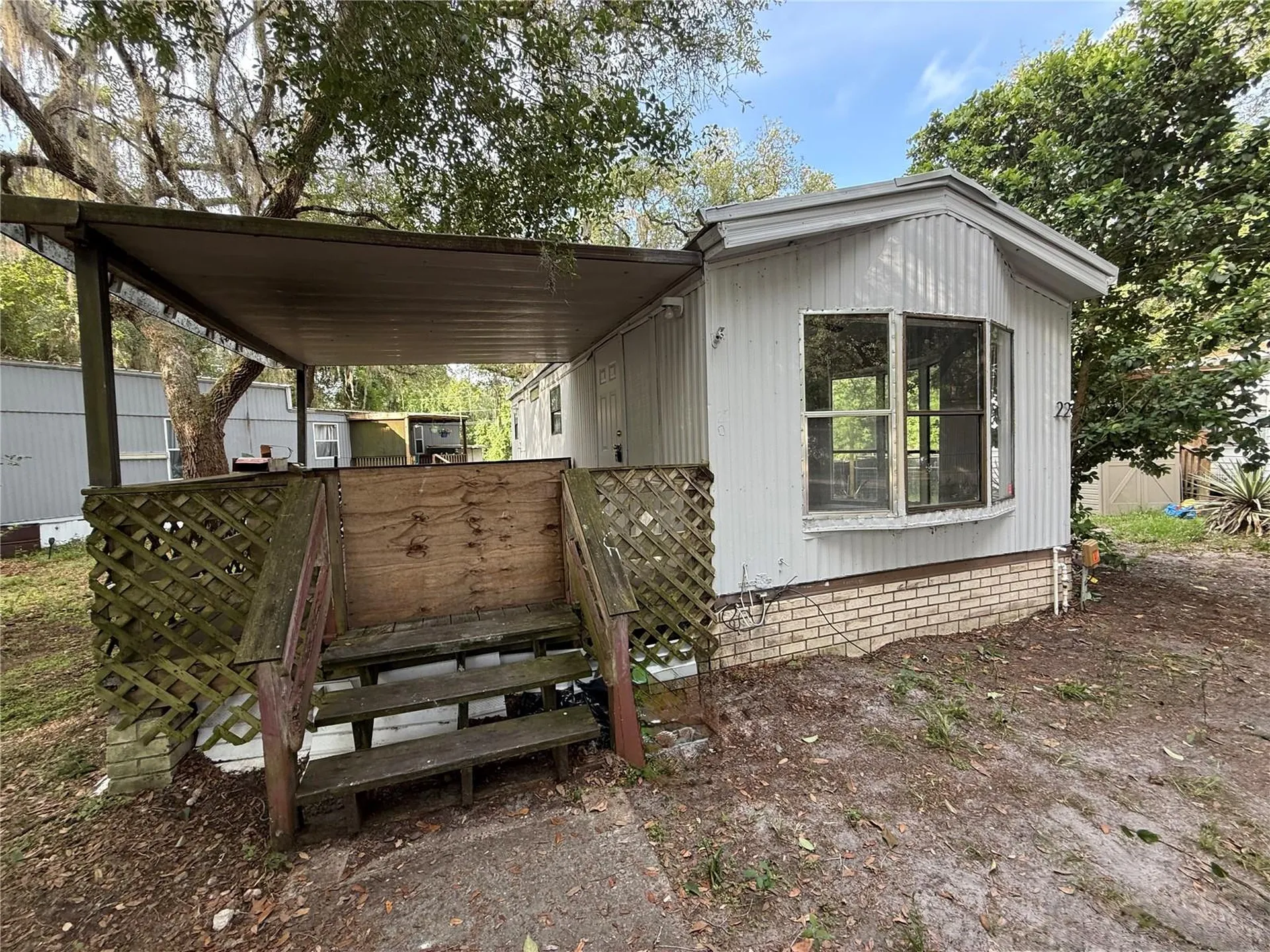 14455 E Highway 25 E Ocklawaha FL 32179