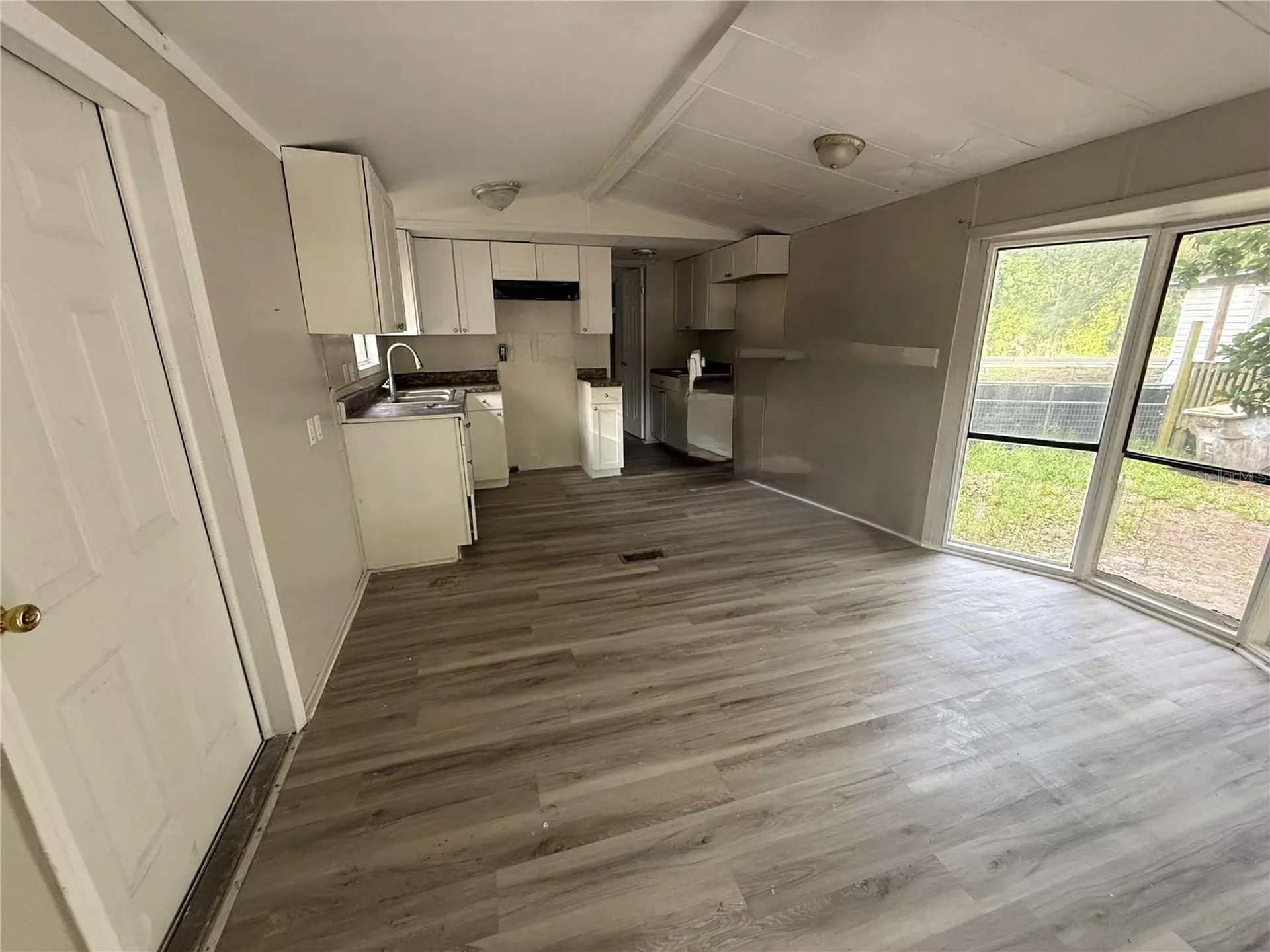 14455 E Highway 25 E Ocklawaha FL 32179
