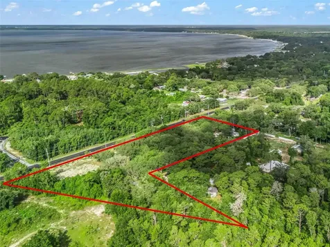 14455 E Highway 25 E Ocklawaha FL 32179