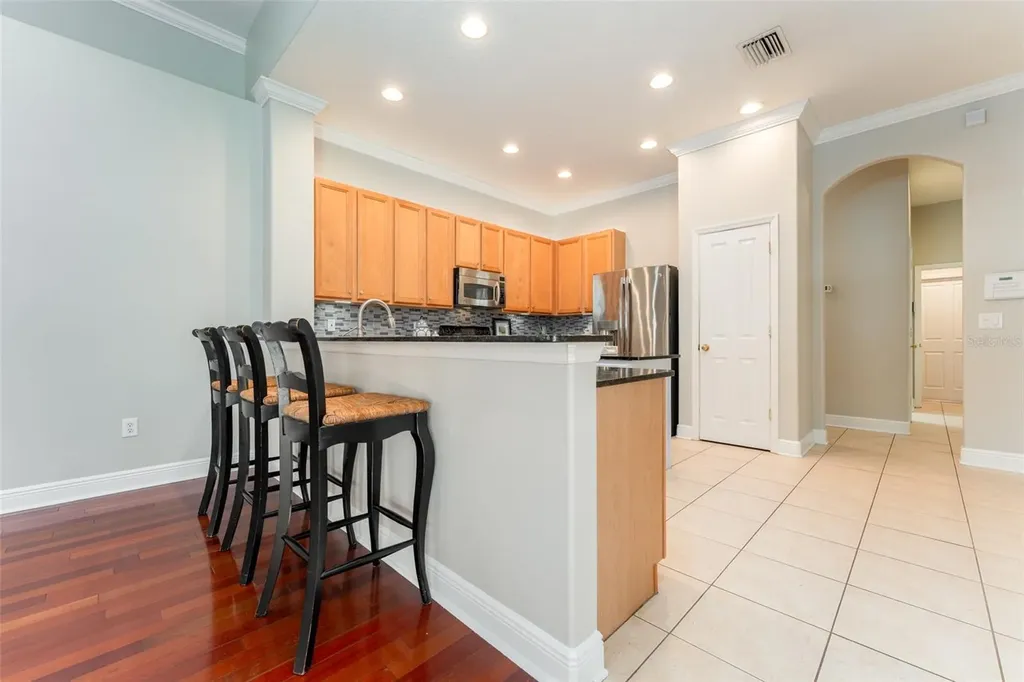 15211 Merlinglen Place Lithia FL 33547