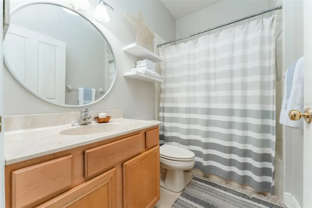 15211 Merlinglen Place Lithia FL 33547