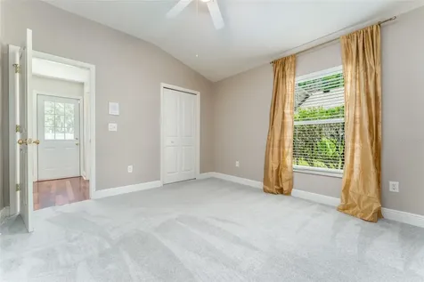 15211 Merlinglen Place Lithia FL 33547
