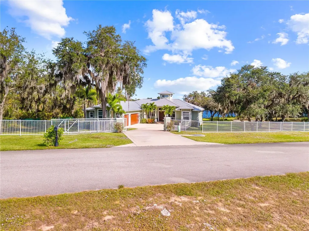 7354 Red Beach Court Sebring FL 33876