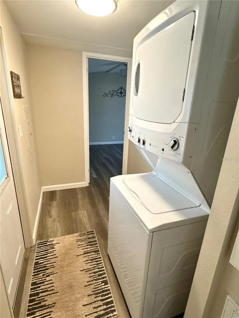 217 Mount Piney Avenue NE St Petersburg FL 33702