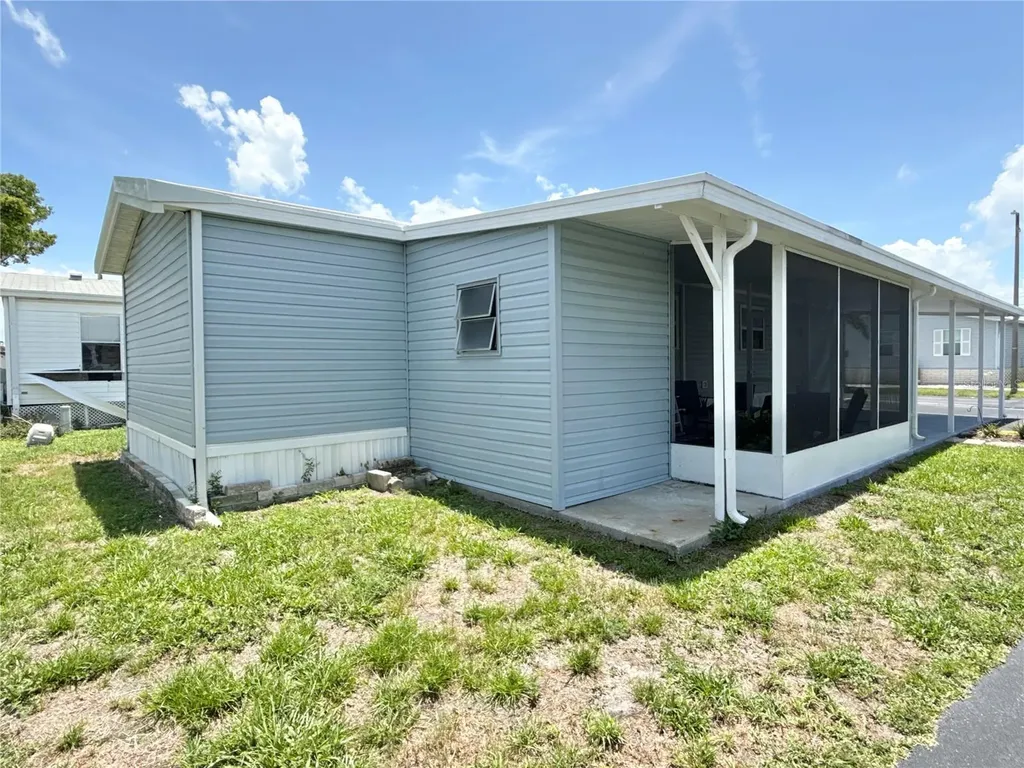217 Mount Piney Avenue NE St Petersburg FL 33702
