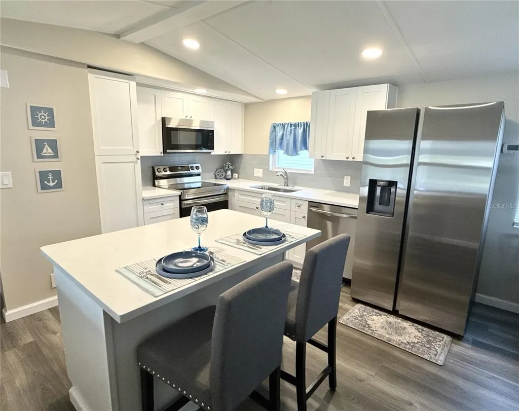 217 Mount Piney Avenue NE St Petersburg FL 33702