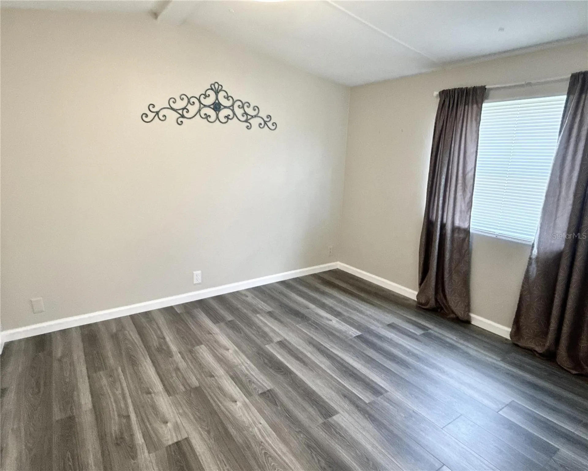 217 Mount Piney Avenue NE St Petersburg FL 33702
