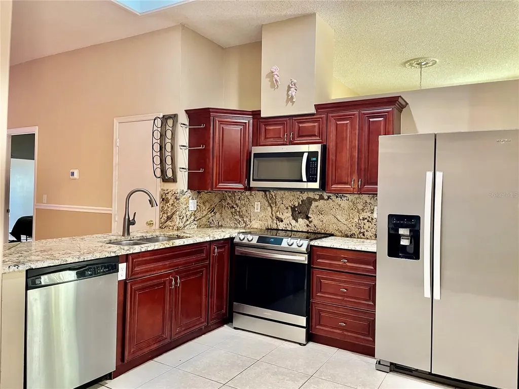 2018 Crosscreek Court Oviedo FL 32766