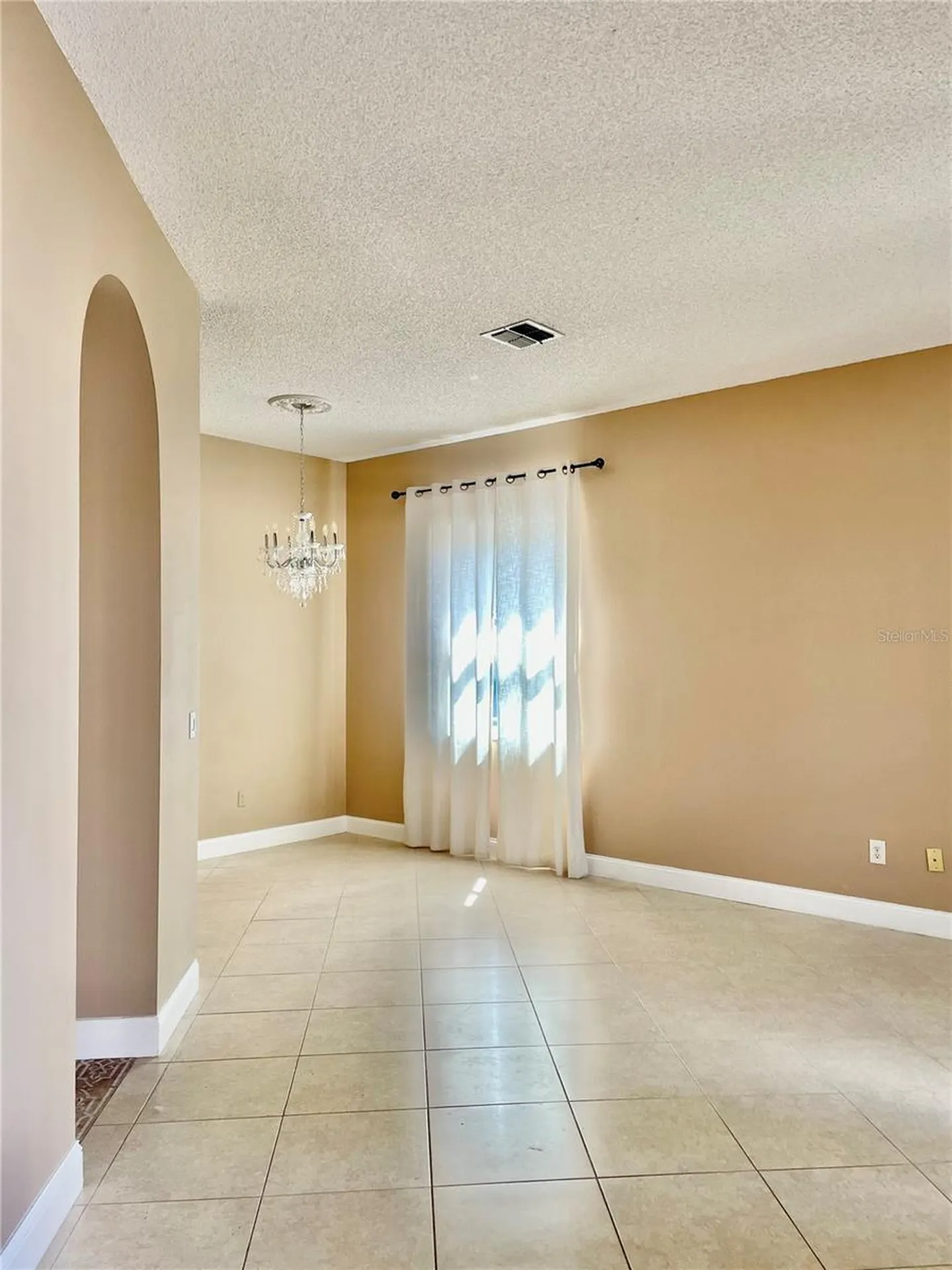 2018 Crosscreek Court Oviedo FL 32766