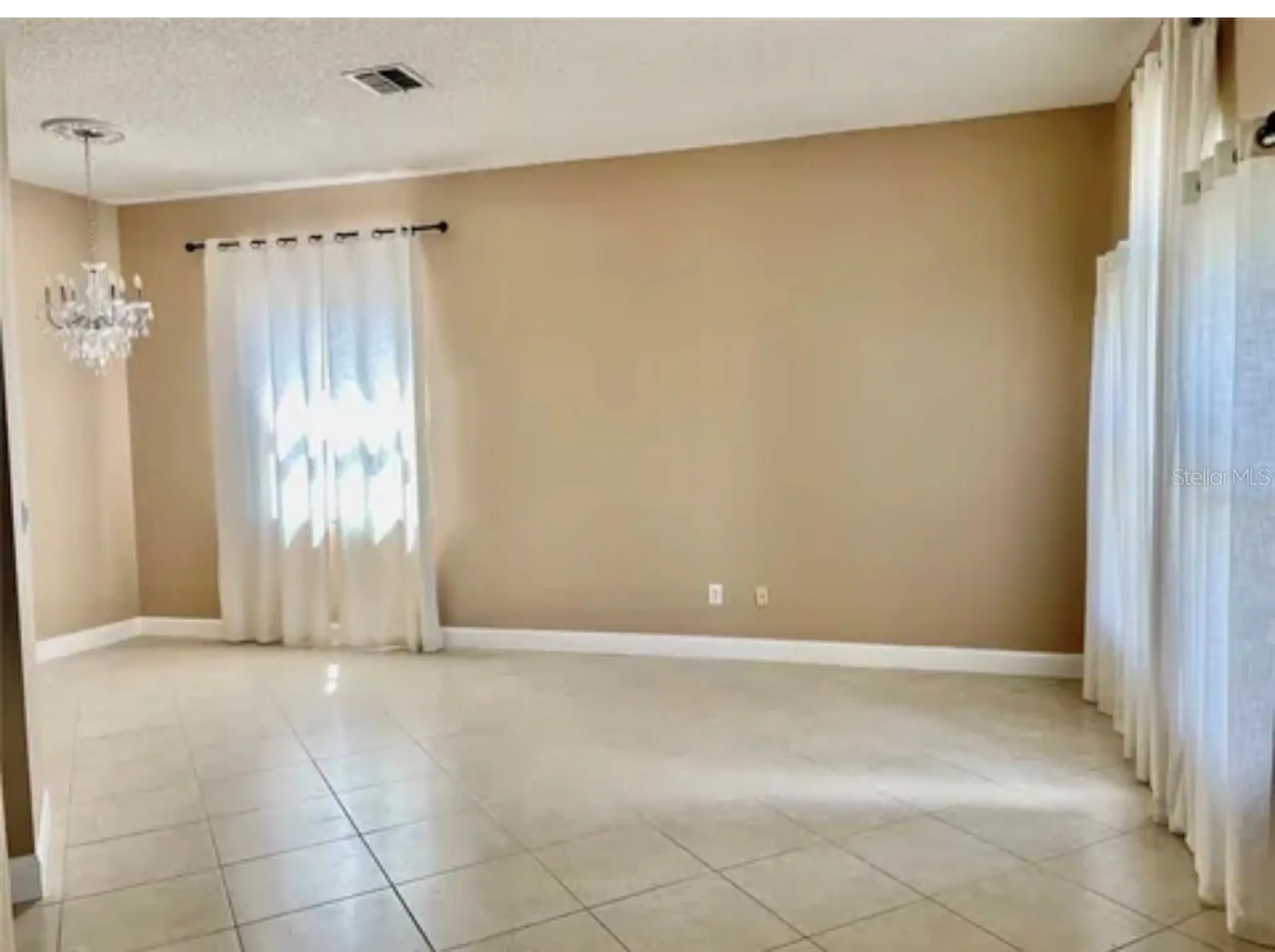 2018 Crosscreek Court Oviedo FL 32766