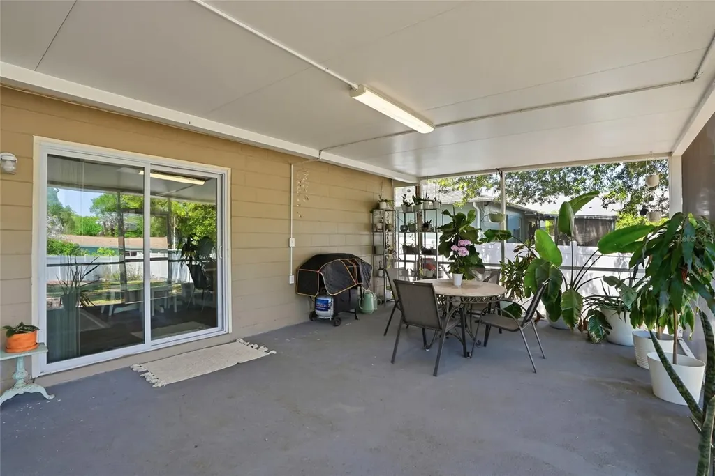 1512 E Hanna Avenue Tampa FL 33610