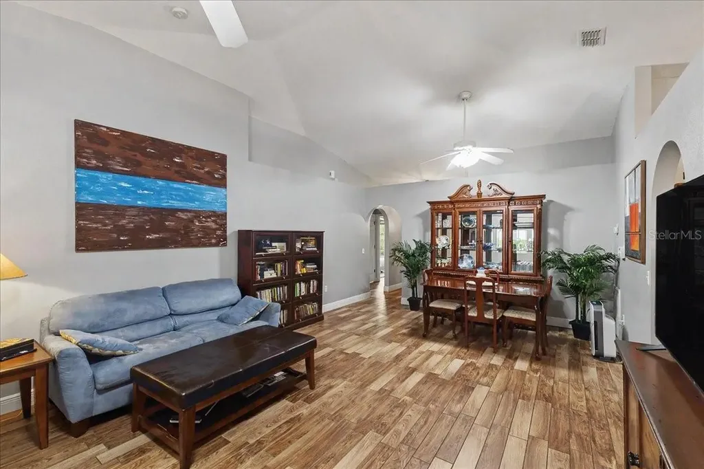 2543 Palmetto Ridge Circle Apopka FL 32712