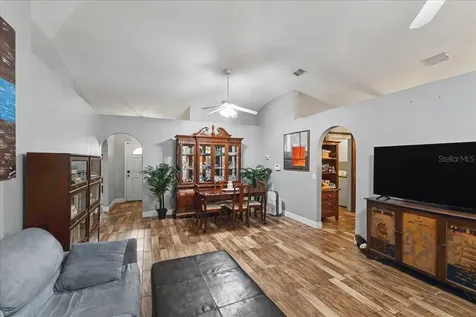 2543 Palmetto Ridge Circle Apopka FL 32712