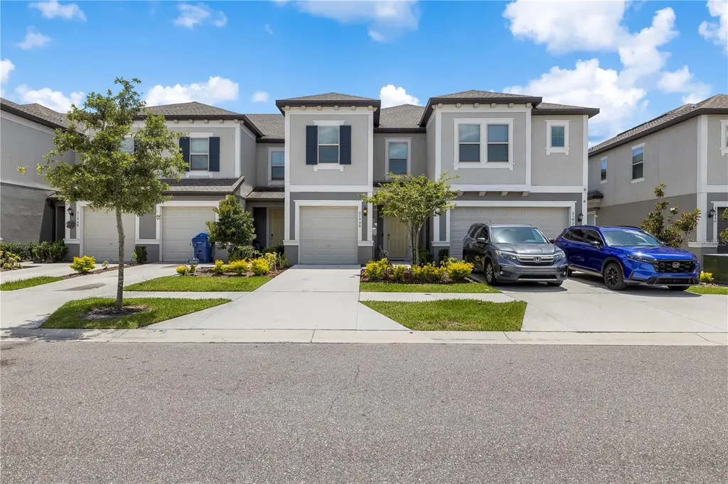 31940 Blue Passing Loop Wesley Chapel FL 33545