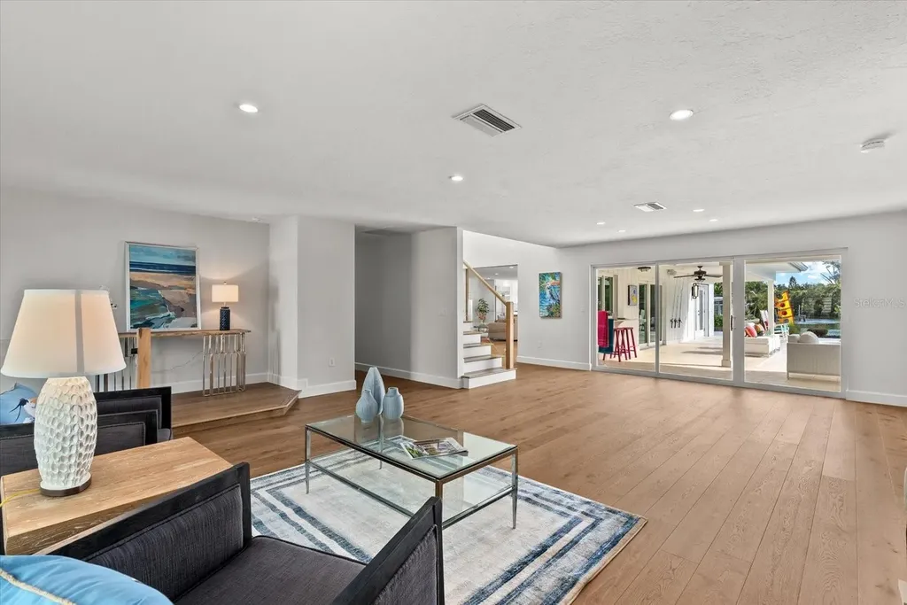 813 Idlewild Way Sarasota FL 34242