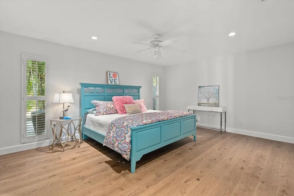 813 Idlewild Way Sarasota FL 34242