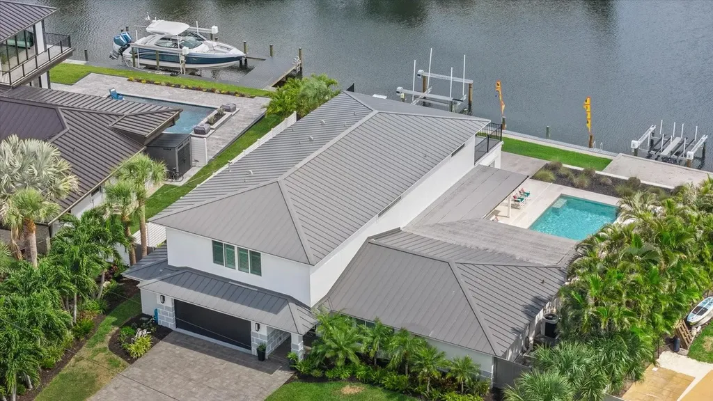 813 Idlewild Way Sarasota FL 34242