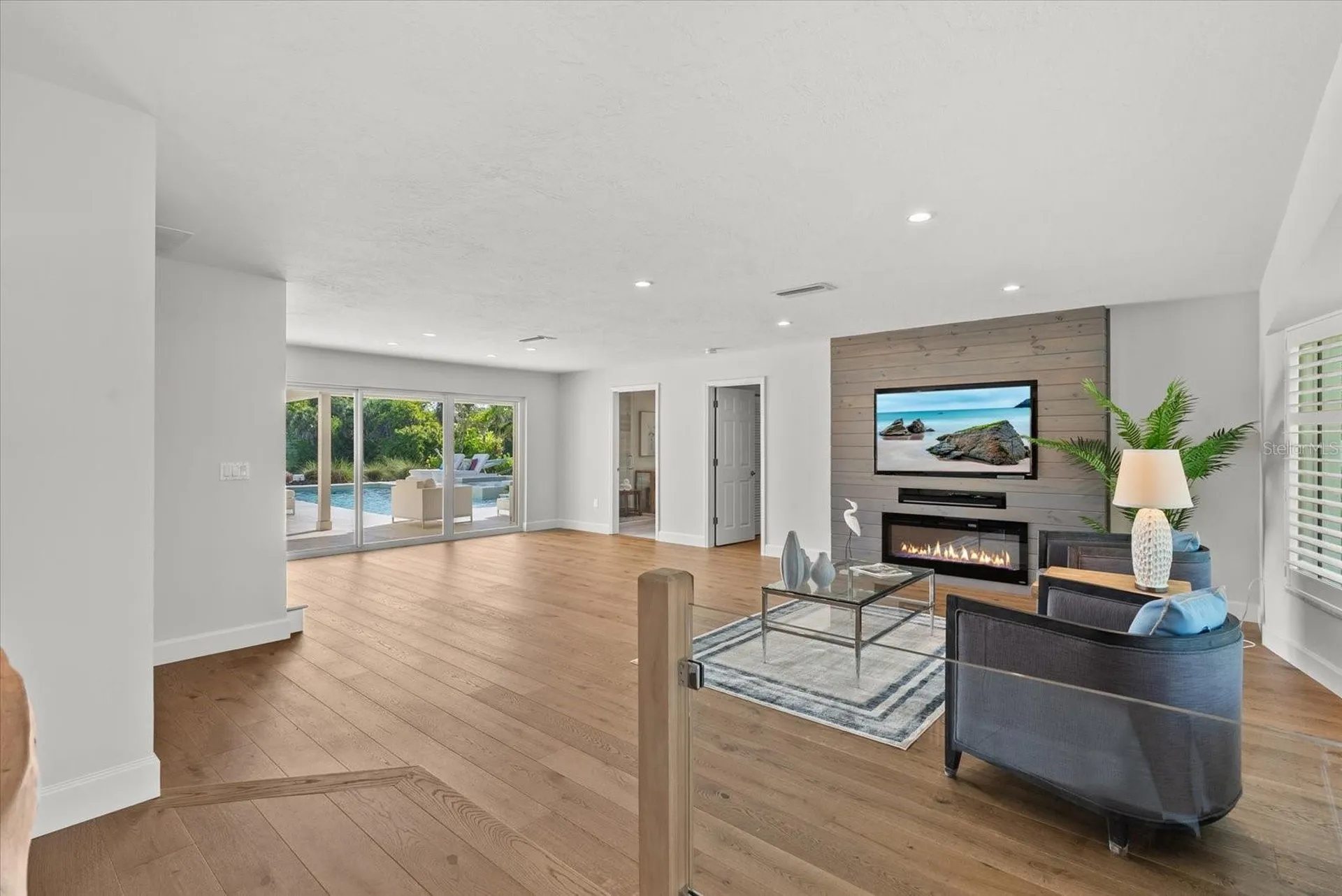 813 Idlewild Way Sarasota FL 34242