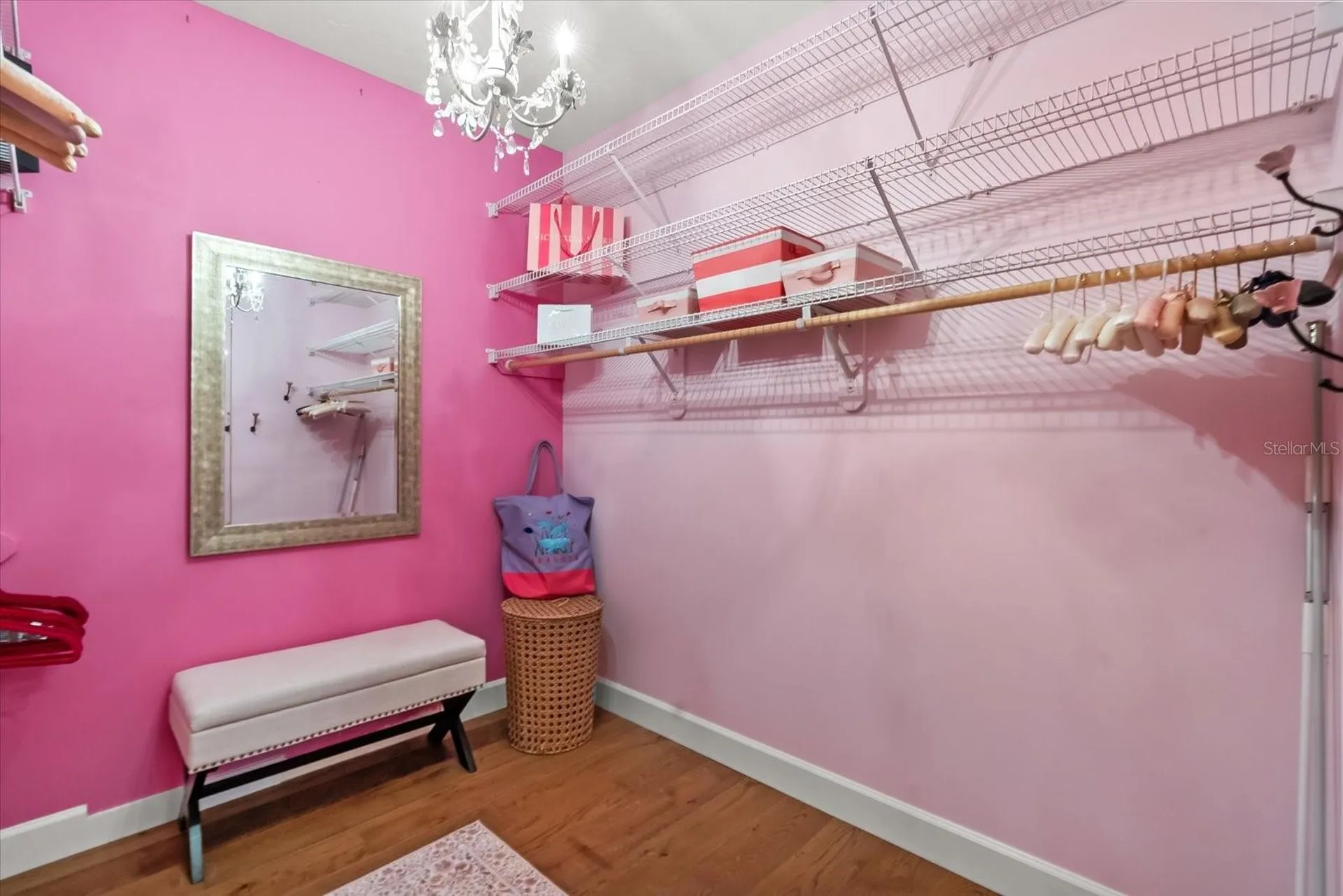 813 Idlewild Way Sarasota FL 34242