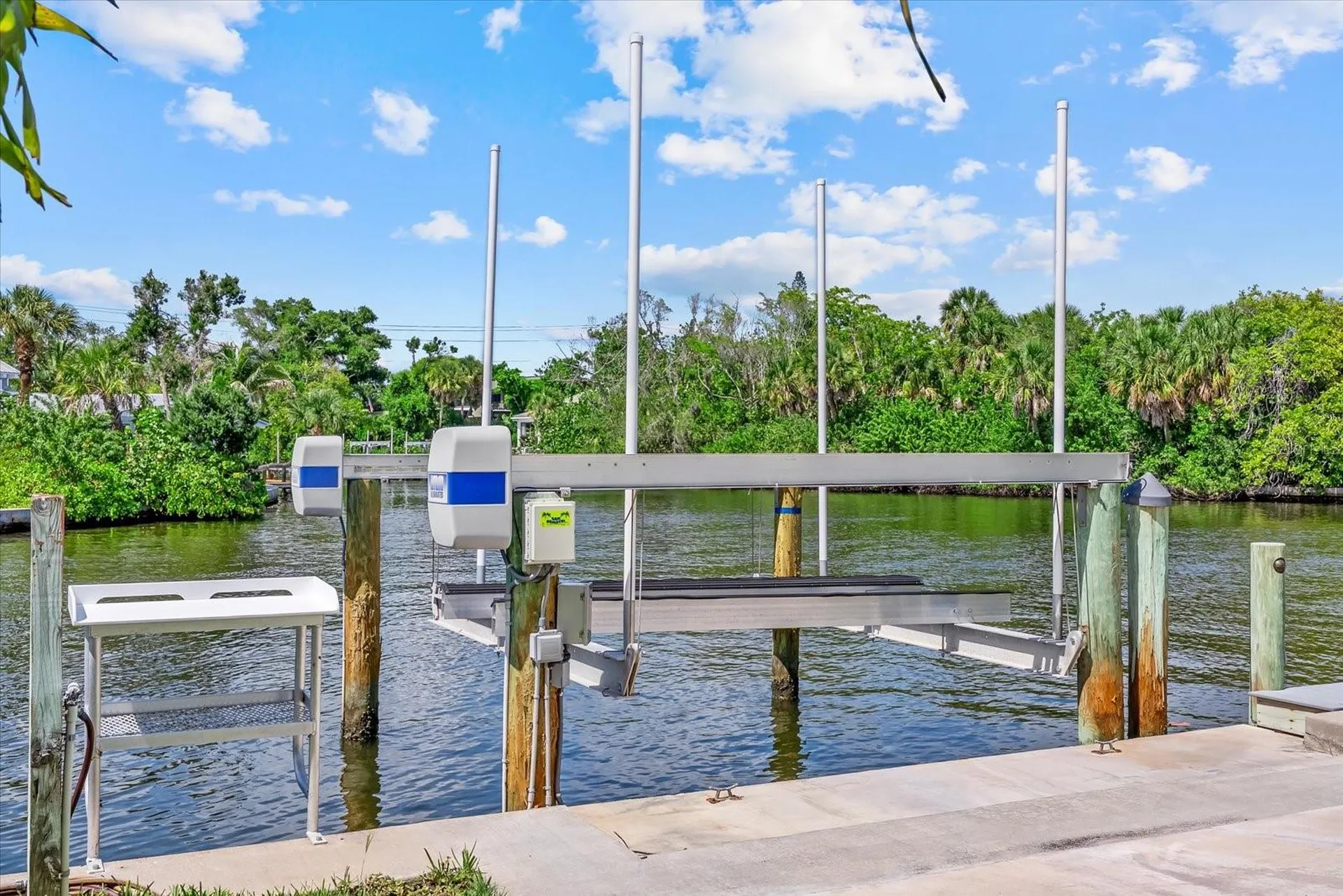 813 Idlewild Way Sarasota FL 34242