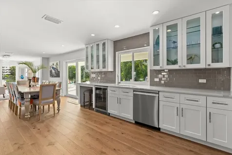 813 Idlewild Way Sarasota FL 34242