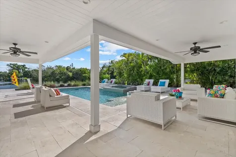 813 Idlewild Way Sarasota FL 34242